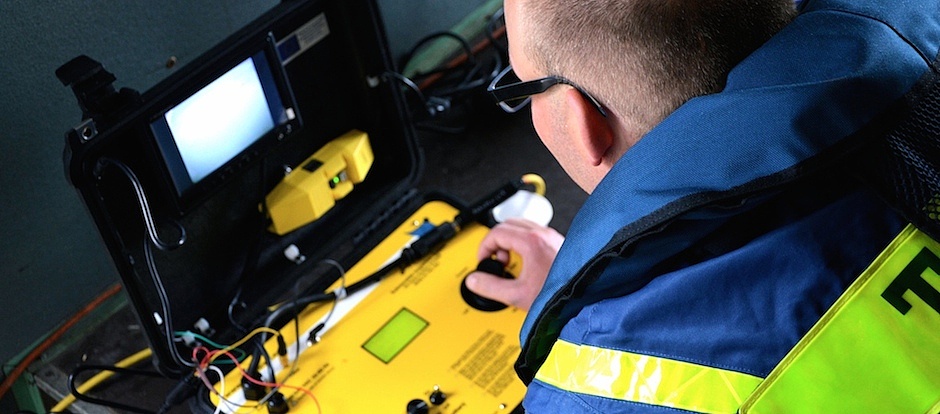 THW Salzwedel mit speziellem Unterwasserortungsgerät im polnischen Borne Sulinowo auf Großübung im Einsatz.